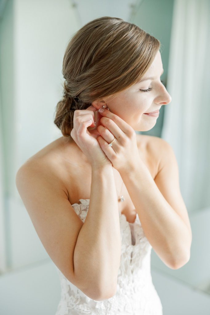 Meeker's Venue wedding brides earrings
